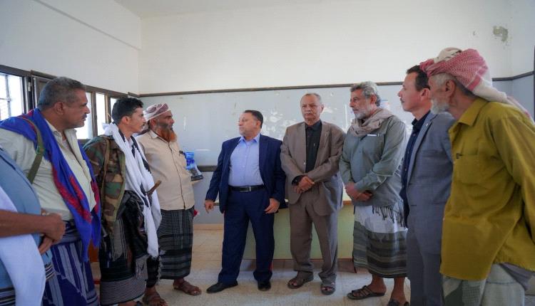 نائب محافظ أبين يقوم بزيارة تفقدية لثانوية بلقيس بمديرية الوضيع