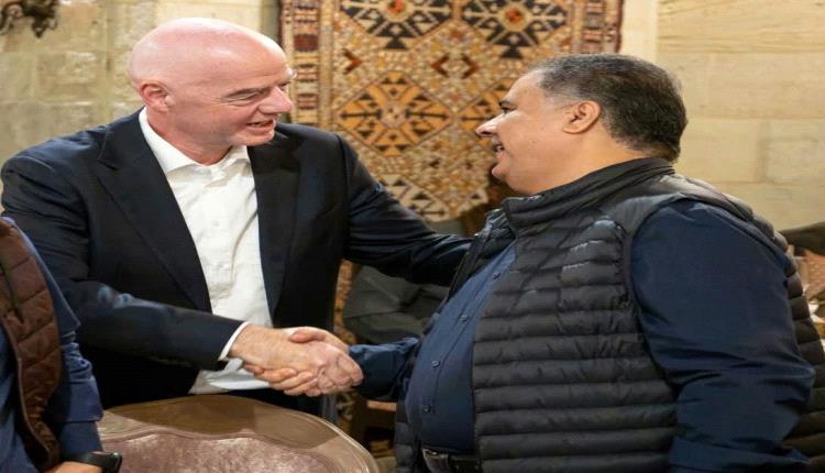 العيسي يلتقي رئيس الفيفا على هامش مهرجان كأس العالم للمواهب في أذربيجان