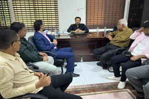 مدير عام إعلام عدن يناقش مع مديري مكاتب الإعلام بالمديريات تطوير الأداء الإعلامي وإطلاق الموقع الرسمي للعاصمة