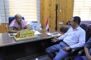 وكيل محافظة حضرموت يبحث أوضاع المراكز والوحدات الصحية بوادي حضرموت والصحراء