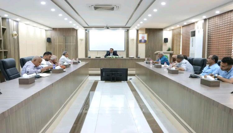الوزير السقطري يرأس اجتماع المجلس الاستشاري للبذور في عدن