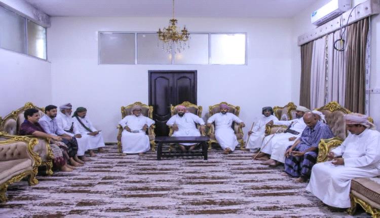 التهدئة والمصالحة تبدأ برنامج زياراتها للقيادات الأمنية والعسكرية بلقاء قيادة قوات درع الوطن بالمهرة