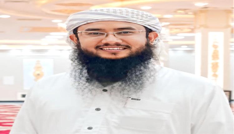 عضو مجلس القيادة الخنبشي يعزي في استشهاد طه باكوبن ويشيد بموقفه البطولي في إنقاذ غريق وابنه بسواحل المكلا