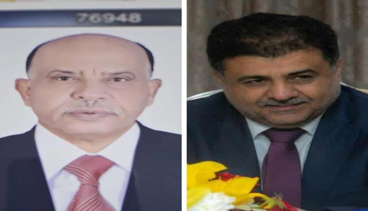 نائب رئيس الغرفة التجارية الصناعية بأبين "ناصر مهدي" يعزي الشيخ أحمد صالح العيسي بوفاة شقيقة عيدروس