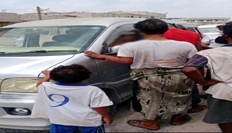 وفاة غامضة لسائق باص داخل مركبته في الممدارة بعدن