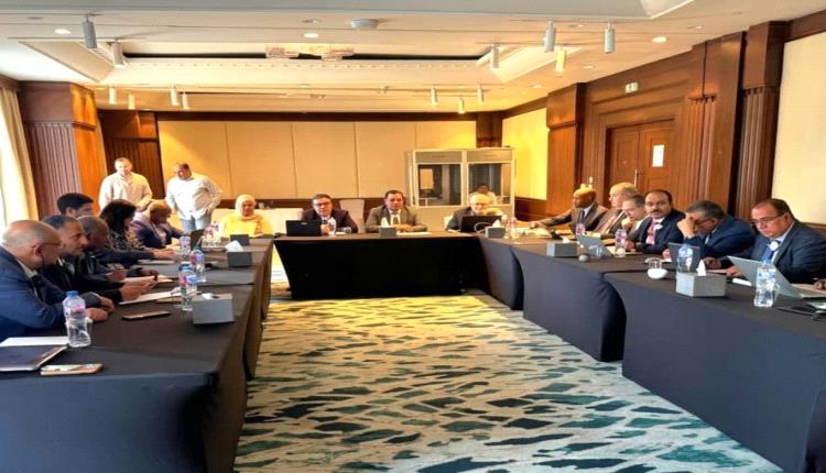 الوزير السقطري يترأس اجتماعاً دولياً في القاهرة لإطلاق منصة الربط الزراعي في اليمن بقيادة الوزارة