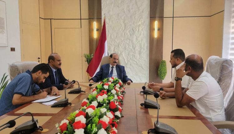الوكيل الدغاري يناقش ترتيبات إعادة افتتاح مكتب منظمة الإنقاذ الدولية في شبوة