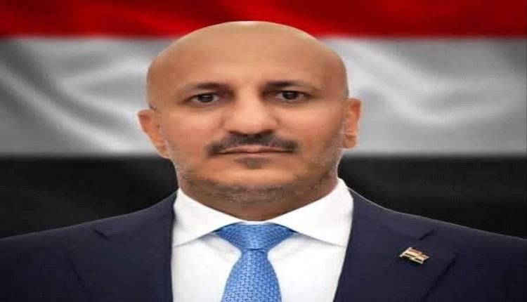 طارق صالح يطلع على الأوضاع الميدانية في جبهات محور تعز