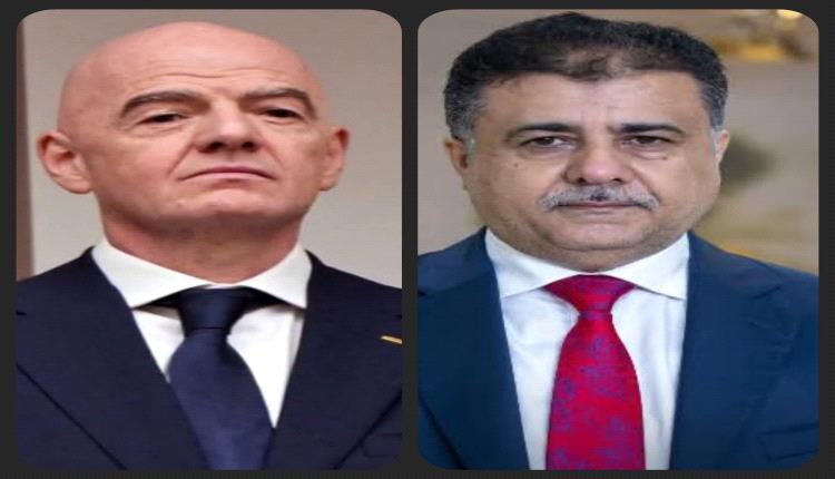 رئيس الفيفا يعزي الشيخ أحمد العيسي في وفاة شقيقه