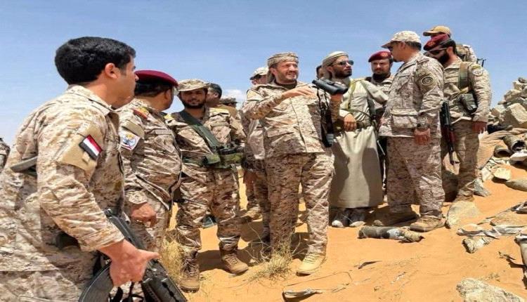 عضو مجلس القيادة عثمان مجلي يزور الفرقة الرابعة طوارئ في محوري كتاف والبقع