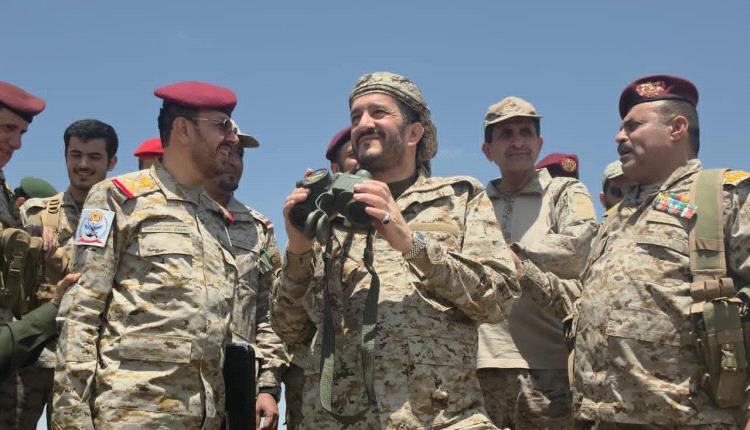 عضو مجلس القيادة الرئاسي عثمان مجلي يتفقد قوات الفرقة الثانية طوارئ ويفتتح مقر القيادة والسيطرة