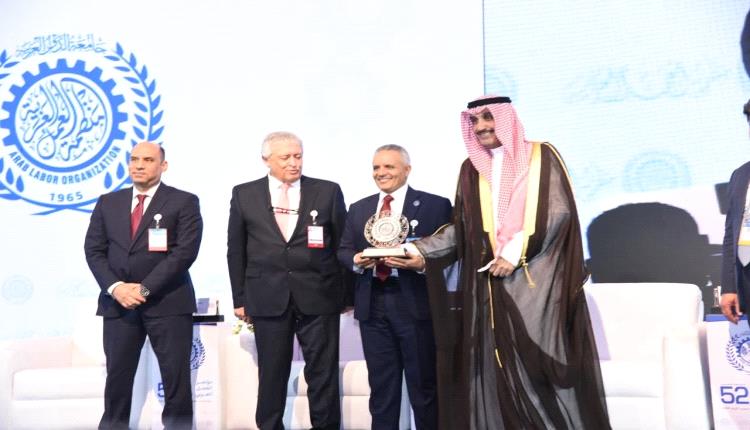 وزير الشؤون الاجتماعية والعمل يشارك في افتتاح أعمال الدورة الـ52 لمؤتمر العمل العربي بالقاهرة