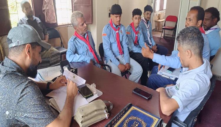 مدير مكتب الشباب والرياضة بأبين يلتقي شباب وكشافة ومرشدي المحافظة ويناقش تفعيل الأنشطة الرياضية والتوعوية