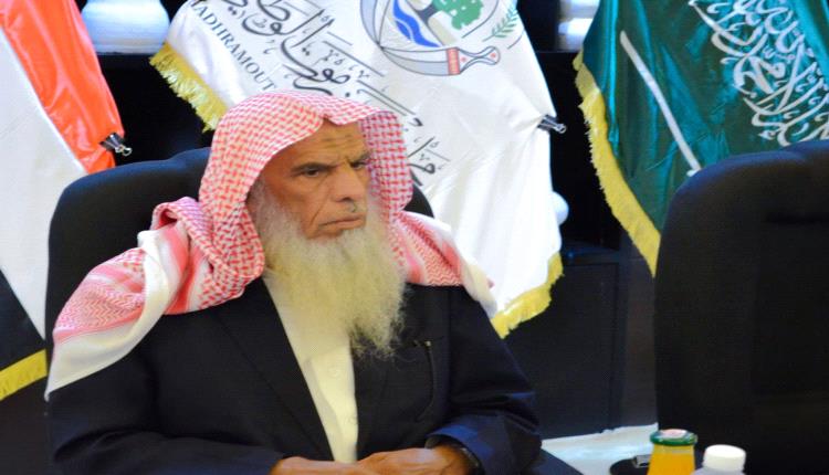 في اتصال هاتفي بالتميمي .. الحكم بن عجاج يثمّن دعوة رفع اليقظة والجاهزية ويدين استهداف المقدسات الإسلامية