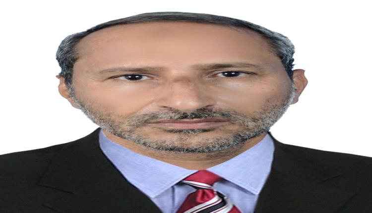 الدكتور فضل صمادي يستكمل تأليف ثلاثة كتب في مجال القيادة