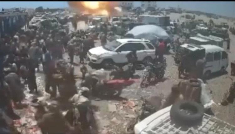 عاجل.. مليشيا الحوثي تستهدف سوقاً شعبياً في كهبوب بصاروخ باليستي