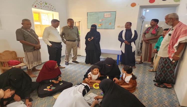 مدير عام تريم ومدير عام الشؤون الإجتماعية بالوادي يطلعان على أوضاع مركز الأمل لذوي الإعاقة الذهنية