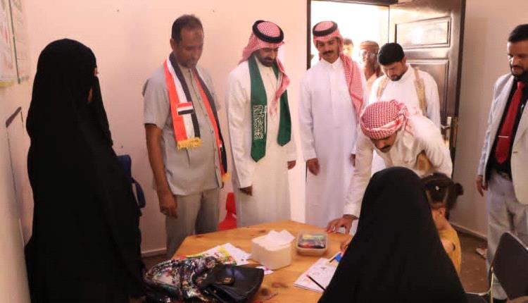 برعاية محافظ المهرة.. تدشين منظومة طاقة شمسية لجمعية رعاية وتأهيل الصم وضعاف السمع والإعاقة الذهنية