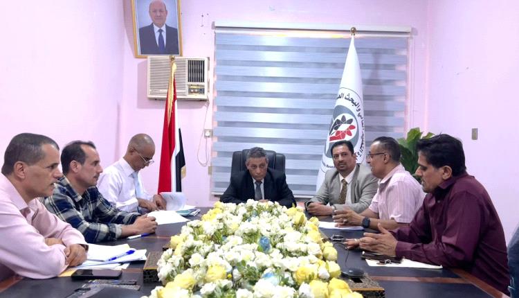 وزير التعليم العالي يناقش مع لجنة دراسة ومعالجة قضايا الطلاب الموفدين سبل معالجة إشكالات الدارسين في الخارج