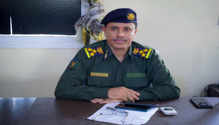 مدير أمن أبين يعزي في وفاة ضحية اشتباكات العلم ودوفس ويؤكد استكمال الإجراءات القانونية
