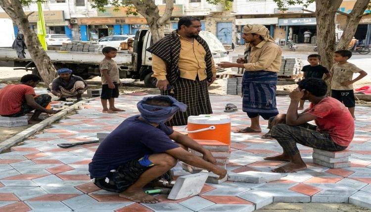 مدير عام خنفر "اليوسفي" يتفقد أعمال مشروع تأهيل طريق جعار–الحصن–باتيس