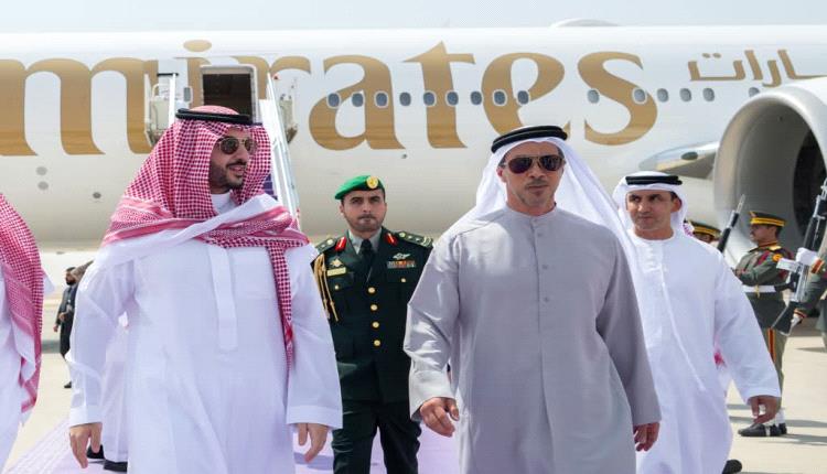 عاجل.. ‏وزير الدفاع السعودي الأمير خالد بن سلمان يستقبل نائب الرئيس الإماراتي الشيخ منصور بن زايد الذي يجري زيارة للرياض