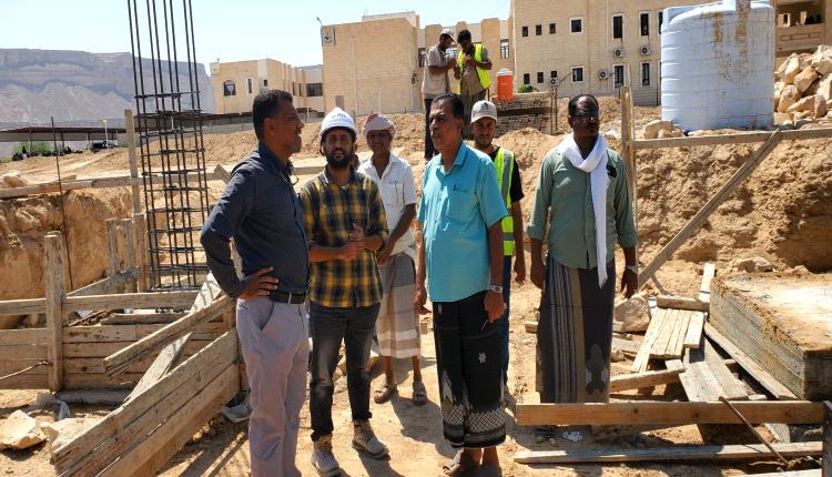 مدير عام مديرية القطن يتفقد مشروع السكن الطلابي و معمل الأنسجة النباتية والبيوت المحمية بالمعهد التقني البيطري الزراعي