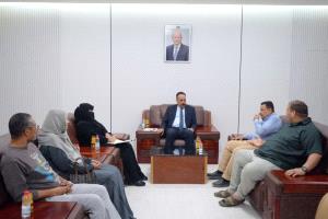 وزير الأشغال العامة والطرق يلتقي بمبادرة صيرة للسلام والتنمية لمناقشة قضايا الطرق والسلامة المرورية