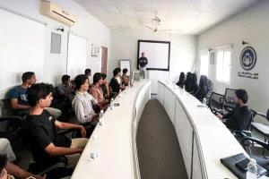 المنتدى السياسي بجامعة حضرموت ينظم محاضرة بعنوان 